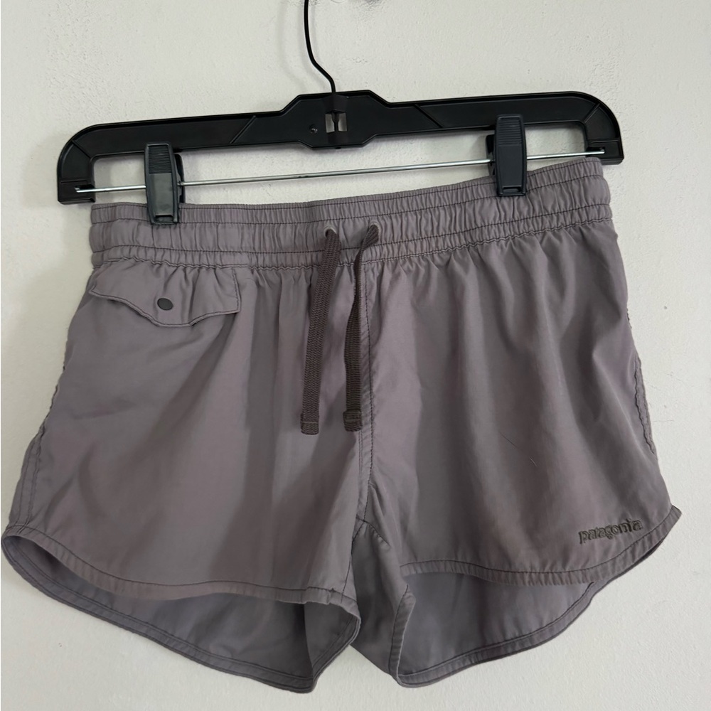 Patagonia Womens Gray Running Athletic Shorts, Size 2